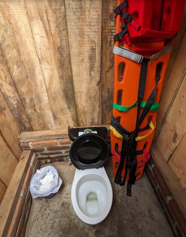 サンタアナ火山登山口手前にある有料トイレ施設